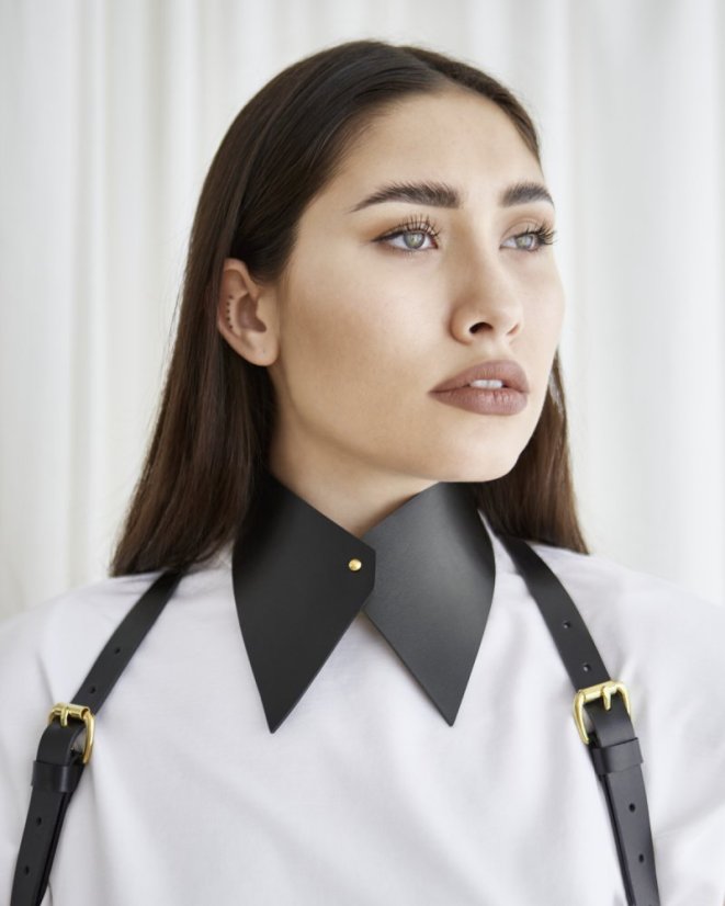 Golier | Čierny so strieborným kovaním