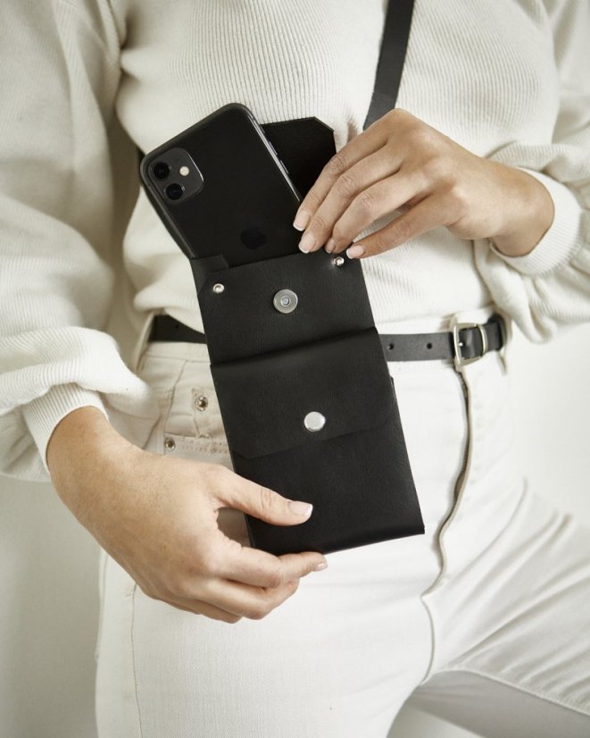 Dvojitá taštička s crossbody popruhom | Čierna - Kovanie: Zlaté