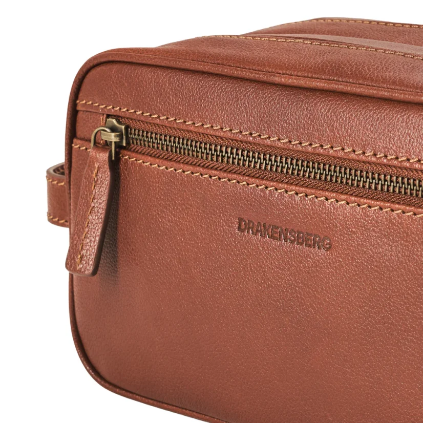 Toiletry Bag ENRICO | Chestnut Brown
