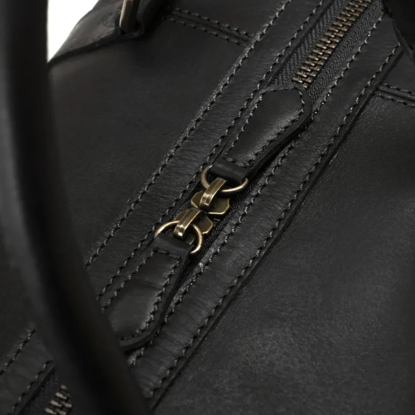 Celokožená príručná taška JAMES | 30 l | Čierna