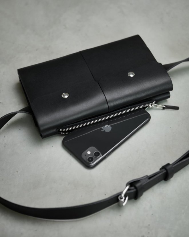 Elegantná ľadvinka | Čierna