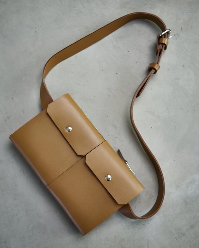 Elegantná ľadvinka | Hnedá