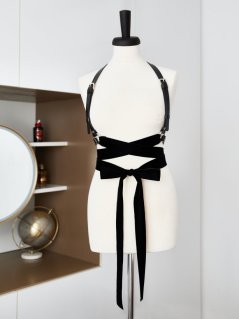 Harness With Velvet Ribbon VOLUMNA | Black With Silver Hardware